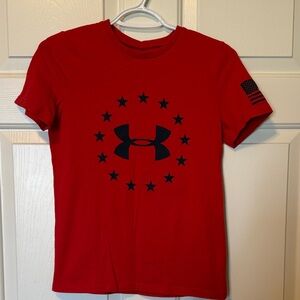 Boys Under Armour Red Short Sleeve Tee YMD Medium loose